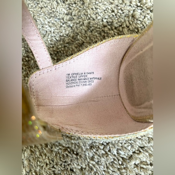 Kelly & Katie Ophelia Shoe - Size 1 - Picture 4 of 13